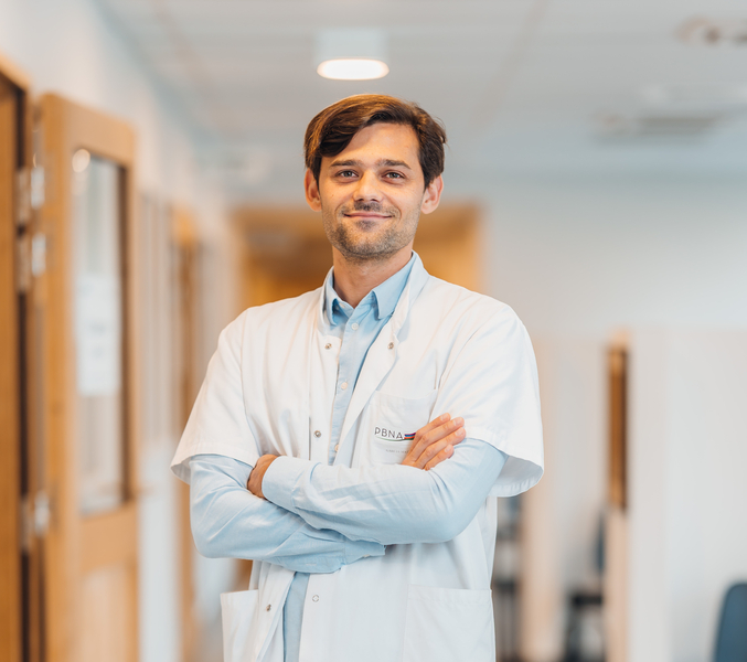 Photo de couverture de Dr Paul COMMEIL - Chirurgien spécialiste de l'Epaule - Bordeaux